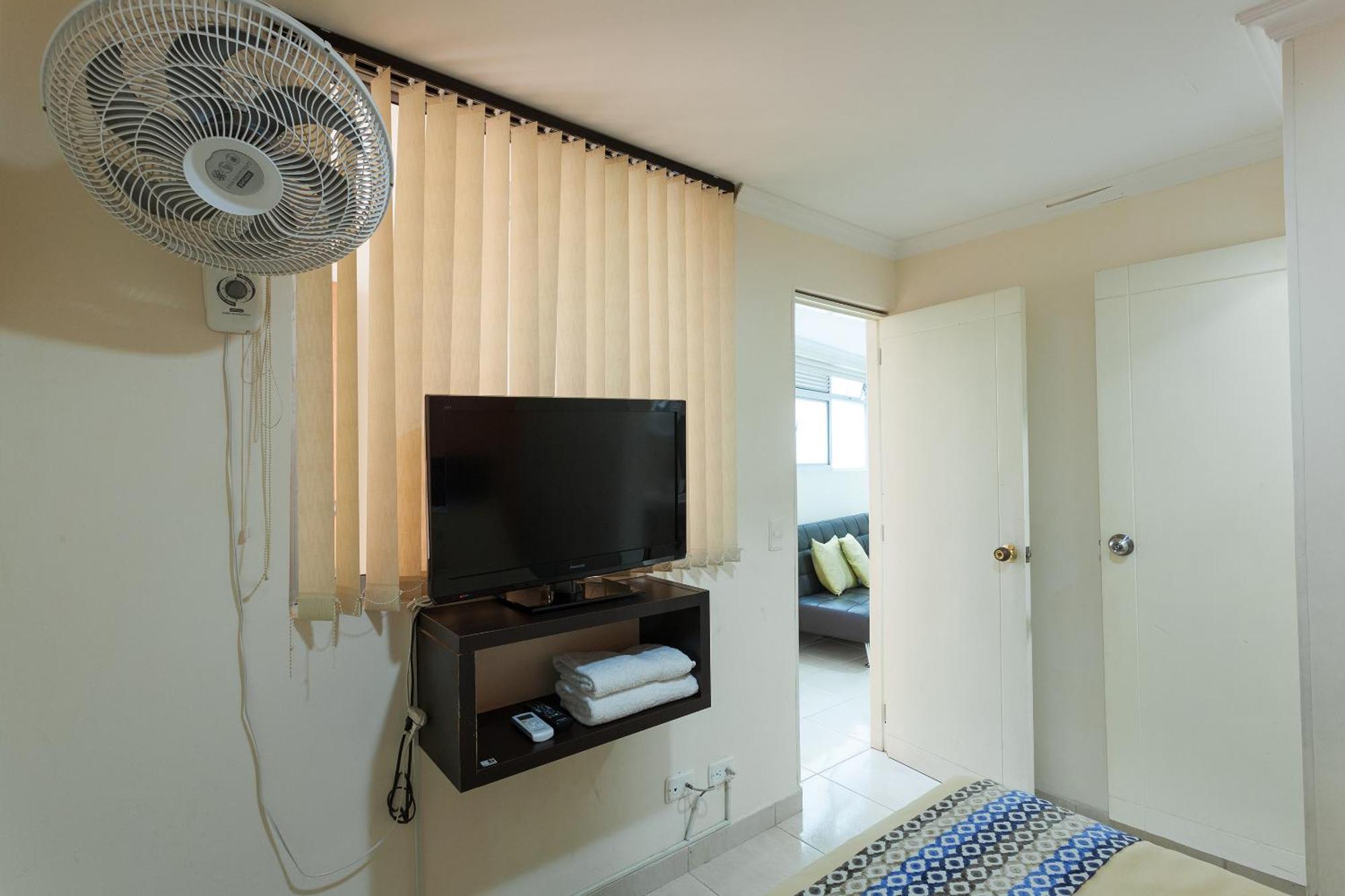 Apartamentos Laureles De La 70 เมเดยิน ภายนอก รูปภาพ