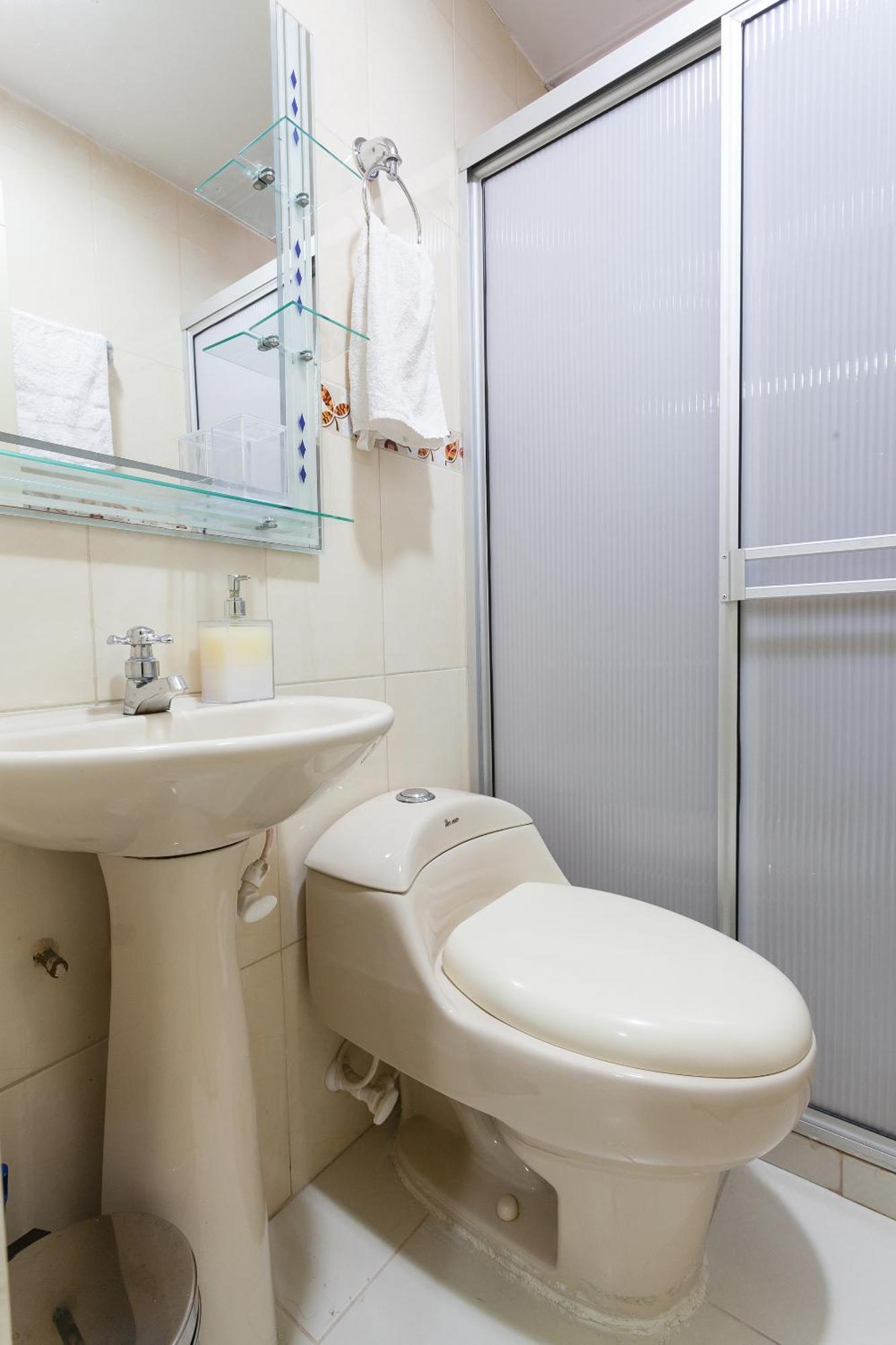 Apartamentos Laureles De La 70 เมเดยิน ภายนอก รูปภาพ