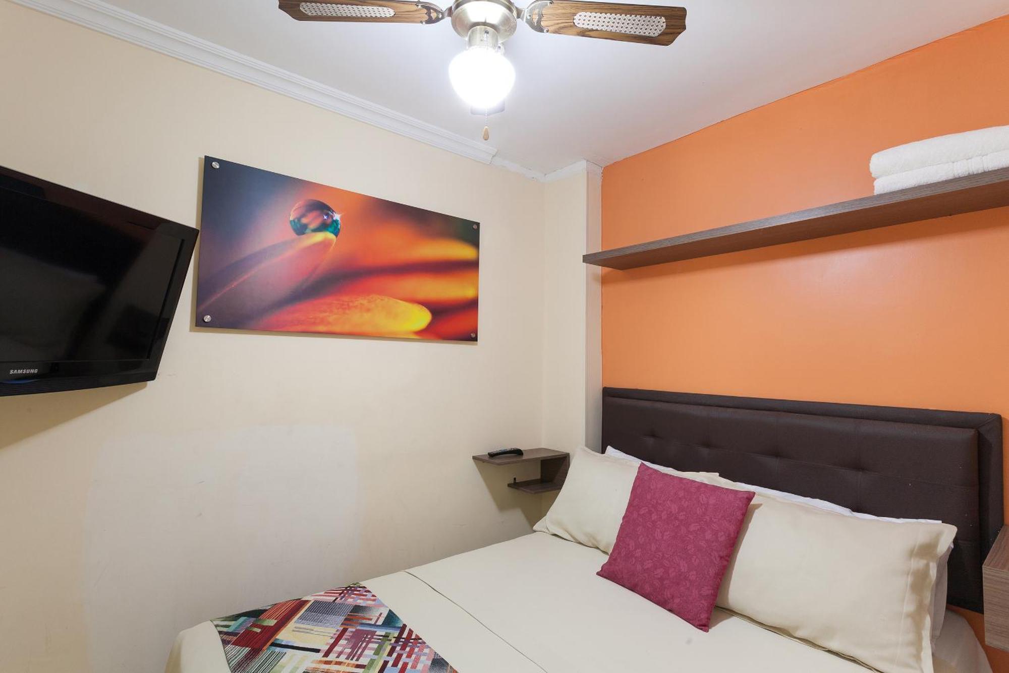 Apartamentos Laureles De La 70 เมเดยิน ภายนอก รูปภาพ