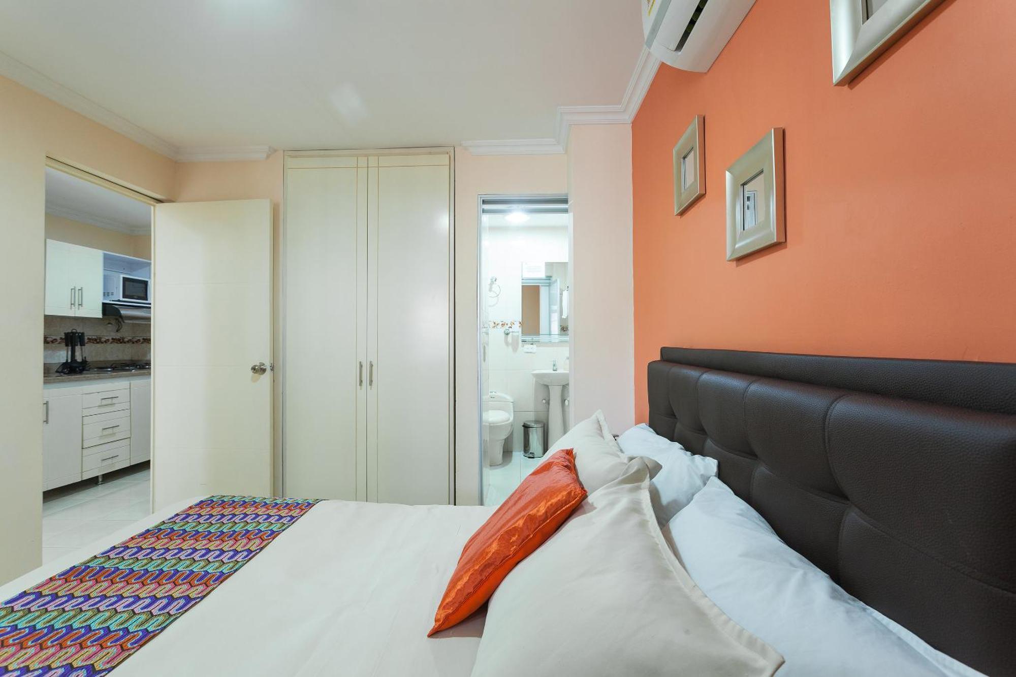 Apartamentos Laureles De La 70 เมเดยิน ภายนอก รูปภาพ
