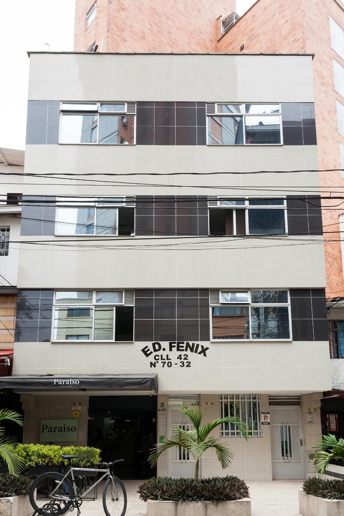 Apartamentos Laureles De La 70 เมเดยิน ภายนอก รูปภาพ
