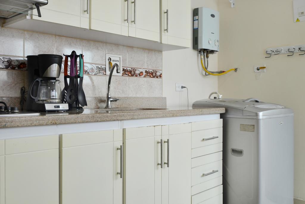 Apartamentos Laureles De La 70 เมเดยิน ภายนอก รูปภาพ